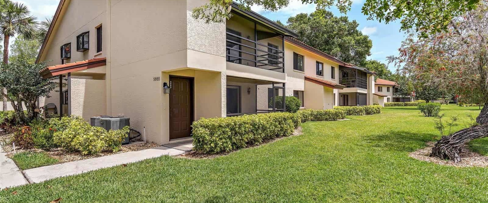 Garden Style Condos for Sale in Florida